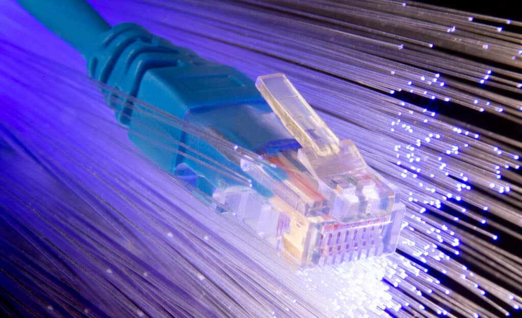 X-Fiber: המפתח למימוש פוטנציאל האינטרנט שלכם